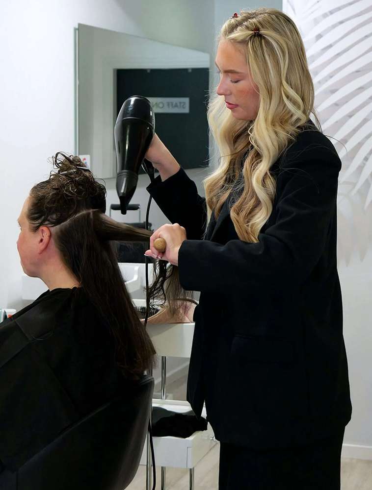 smooth blow dry